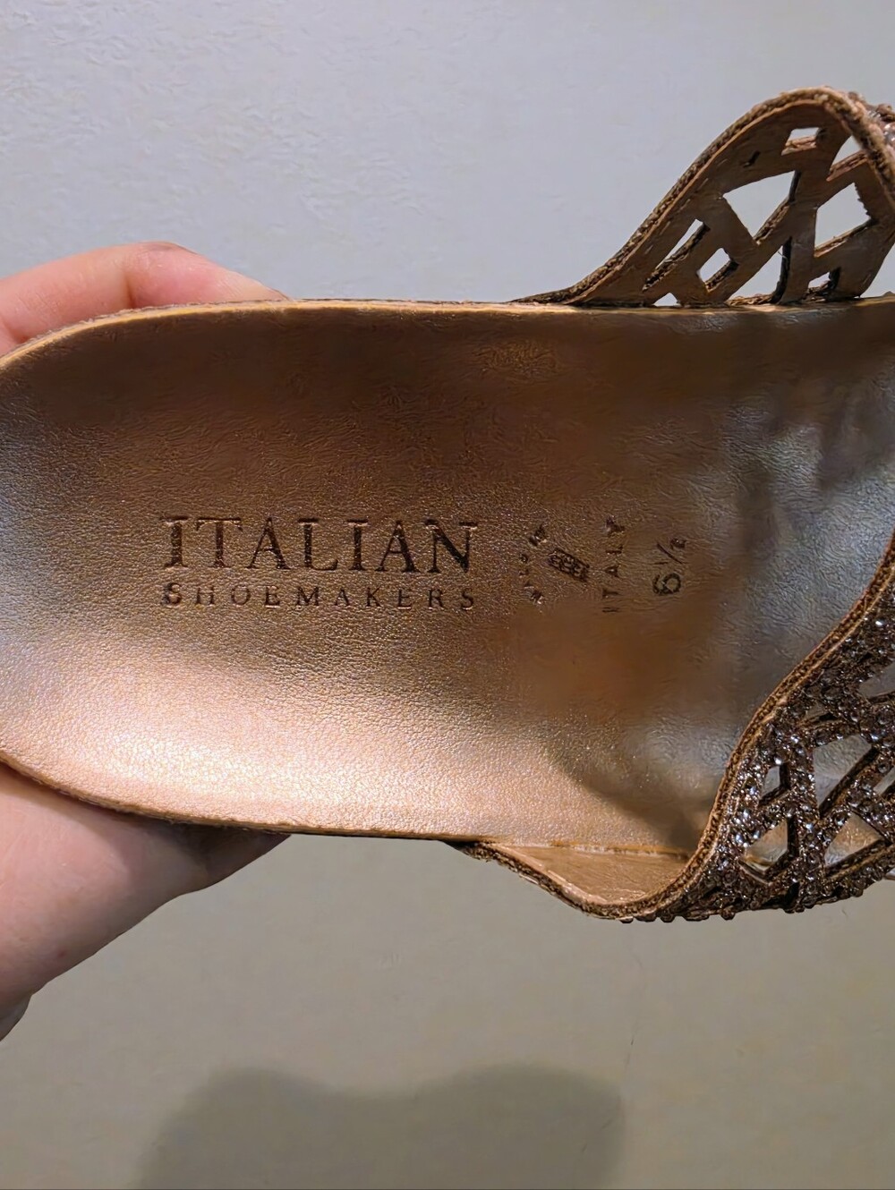 Italian Shoemakers Rose Gold Platform Thong Sandals - Picture 6 of 7